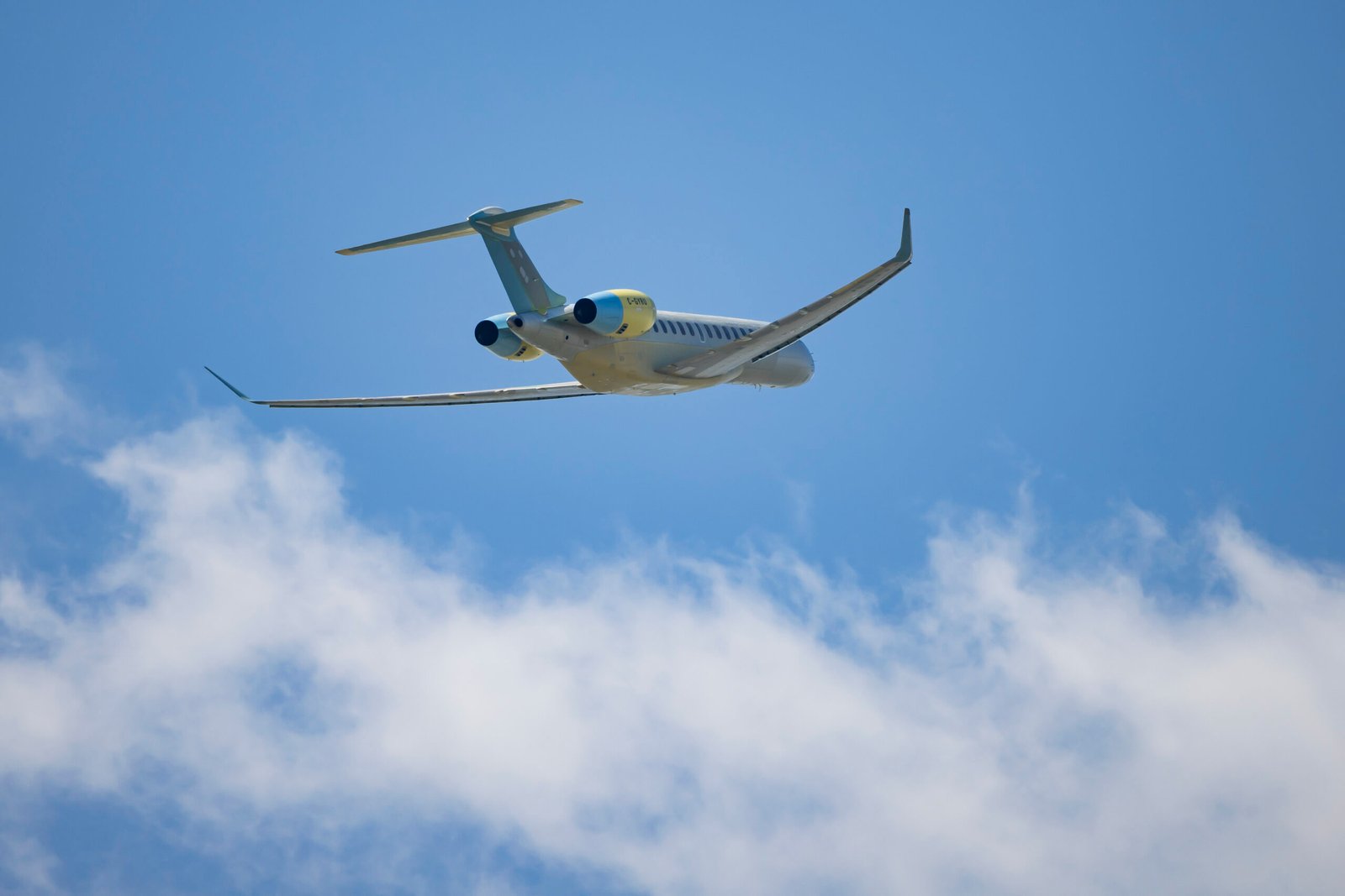 Bombardier Global 8000 – Video Production